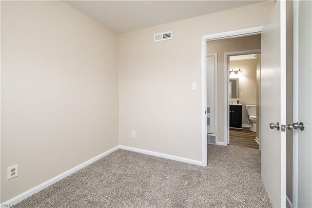 3945 Starboard RD, Chesapeake, VA 23321