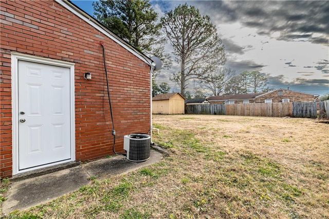 3945 Starboard RD, Chesapeake, VA 23321