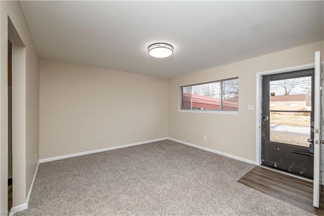 3945 Starboard RD, Chesapeake, VA 23321