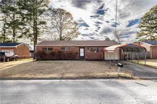 3945 Starboard RD, Chesapeake, VA 23321