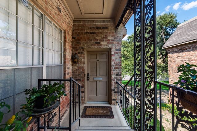 4349 Bellaire Drive S 228S, Fort Worth, TX 76109