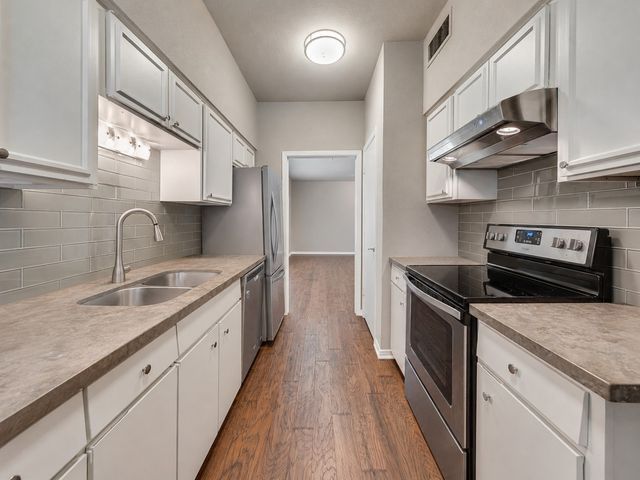 4349 Bellaire Drive S 228S, Fort Worth, TX 76109