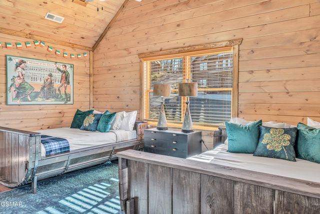 2852 Owens Rdg Way, Sevierville, TN 37876