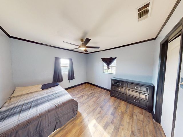 511 NW 4th St, Andrews, TX 79714