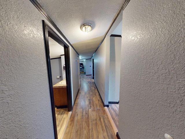 511 NW 4th St, Andrews, TX 79714