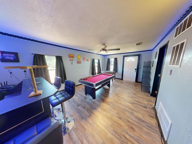 511 NW 4th St, Andrews, TX 79714