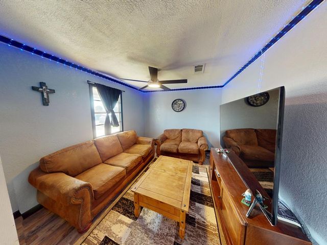 511 NW 4th St, Andrews, TX 79714