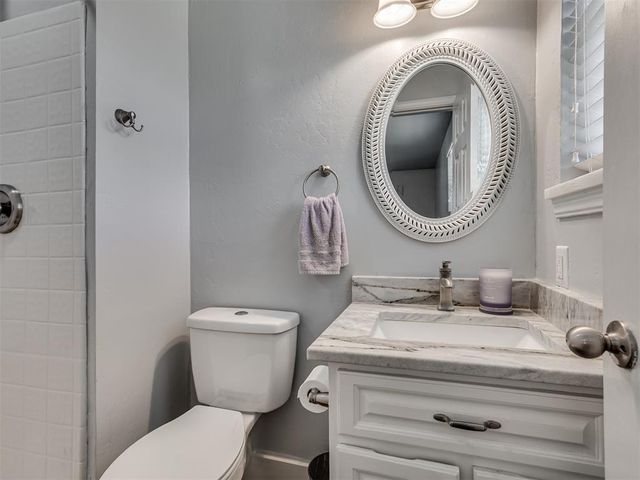 601 SW 9th Street, Moore, OK 73160