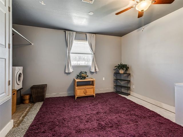 601 SW 9th Street, Moore, OK 73160
