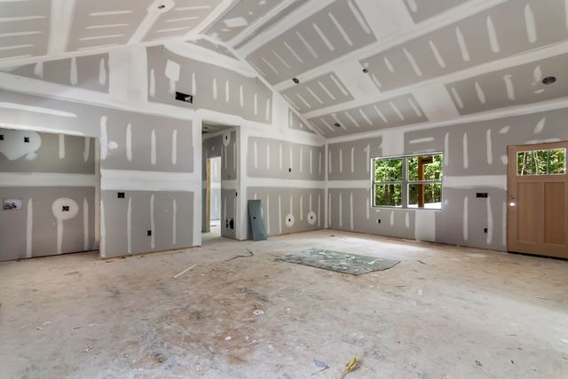 209 Pinecrest Court, Ellijay, GA 30540