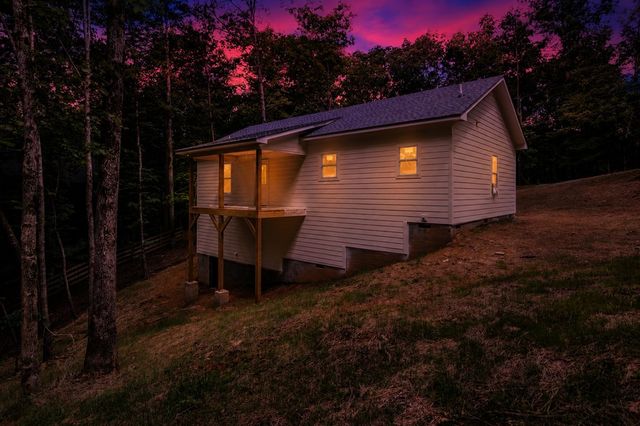 209 Pinecrest Court, Ellijay, GA 30540