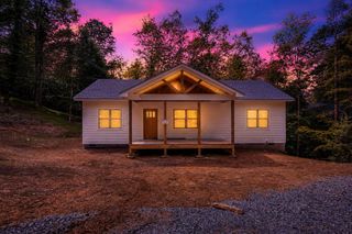 209 Pinecrest Court, Ellijay, GA 30540