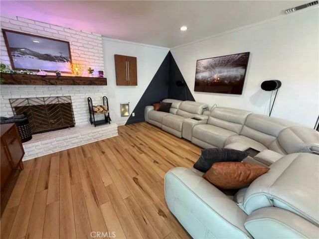 5438 E Walkerton St., Long Beach, CA 90808
