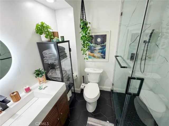 5438 E Walkerton St., Long Beach, CA 90808