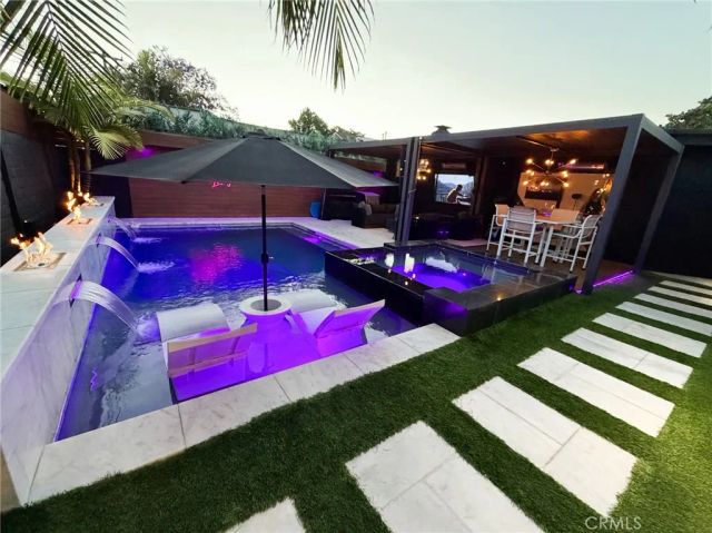 5438 E Walkerton St., Long Beach, CA 90808