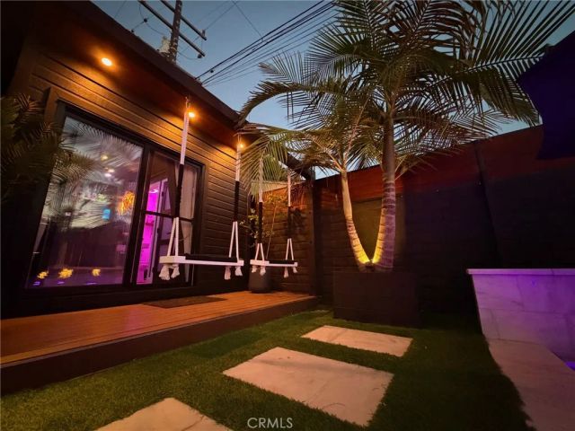5438 E Walkerton St., Long Beach, CA 90808