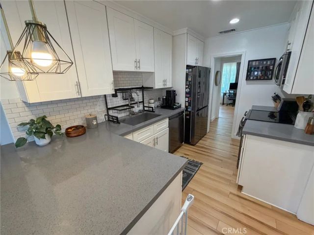 5438 E Walkerton St., Long Beach, CA 90808