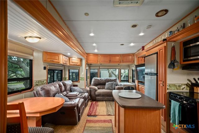 1236 Riverside Drive, Palacios, TX 77465