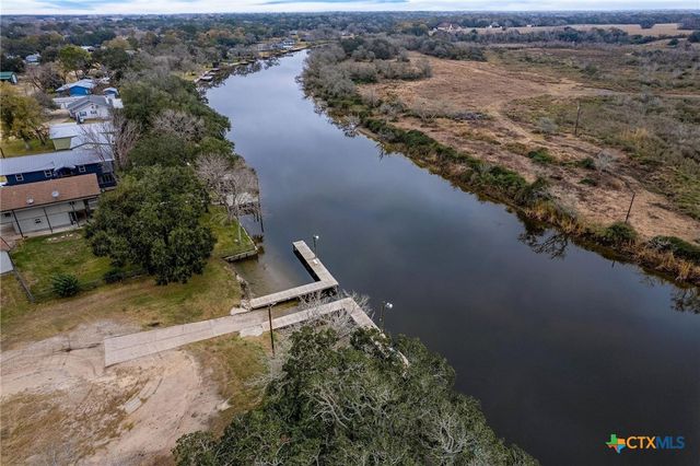 1236 Riverside Drive, Palacios, TX 77465