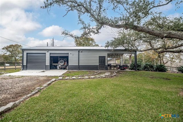 1236 Riverside Drive, Palacios, TX 77465