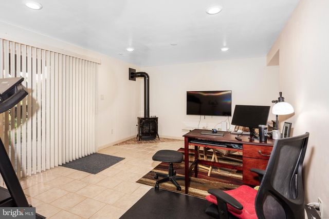 39 SUNNYVALE CT, Cockeysville, MD 21030
