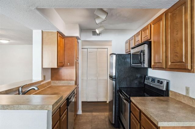 1039 S HIAWASSEE ROAD 2914, Orlando, FL 32835