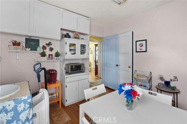 12323 Edgebrook Avenue, Lynwood, CA 90262