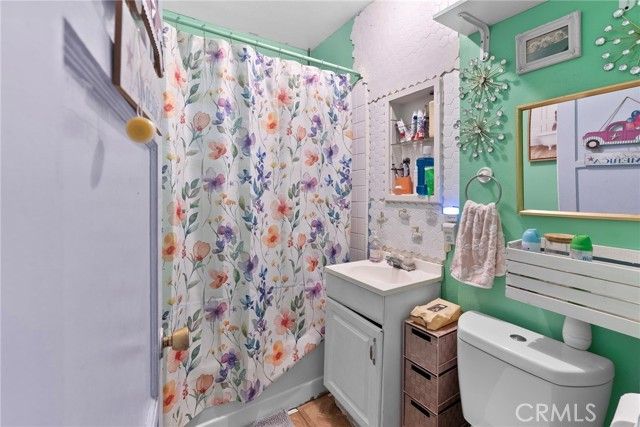 12323 Edgebrook Avenue, Lynwood, CA 90262