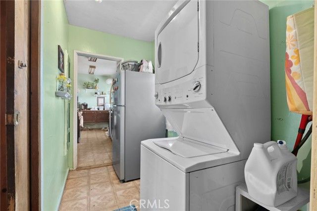 12323 Edgebrook Avenue, Lynwood, CA 90262