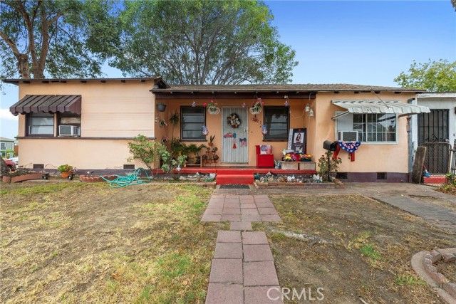 12323 Edgebrook Avenue, Lynwood, CA 90262