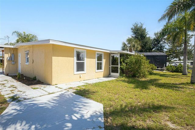891 PALMETTO DRIVE NE, Port Charlotte, FL 33952