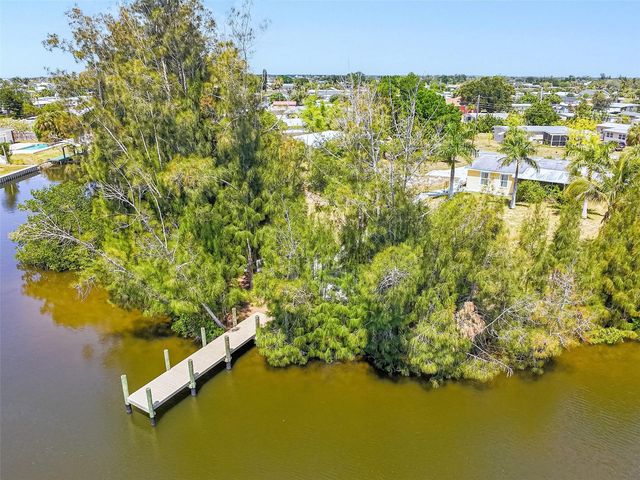 891 PALMETTO DRIVE NE, Port Charlotte, FL 33952