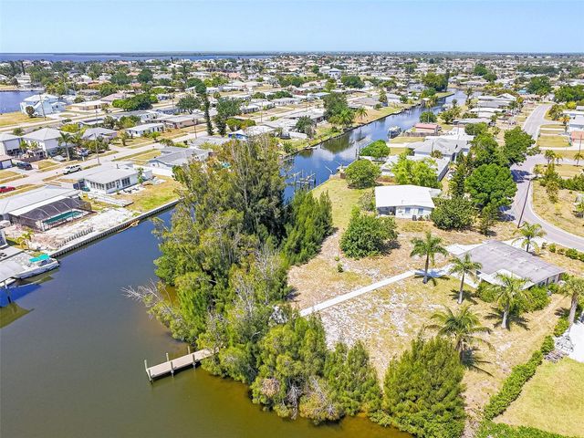 891 PALMETTO DRIVE NE, Port Charlotte, FL 33952