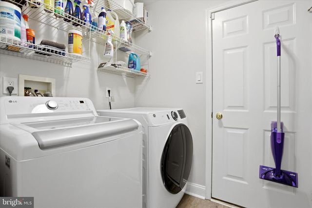 325 GREEN VIEW CT, Plymouth Meeting, PA 19462