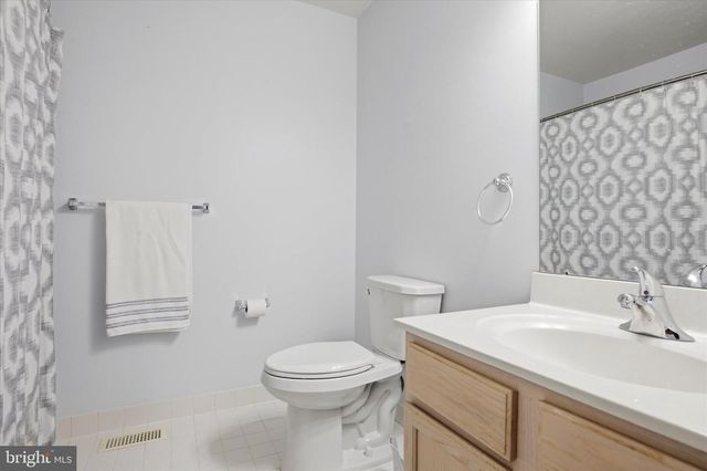 325 GREEN VIEW CT, Plymouth Meeting, PA 19462