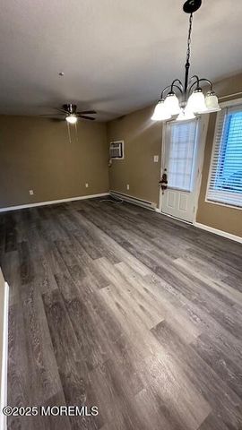 118 Amberly Drive J, Manalapan, NJ 07726
