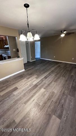 118 Amberly Drive J, Manalapan, NJ 07726