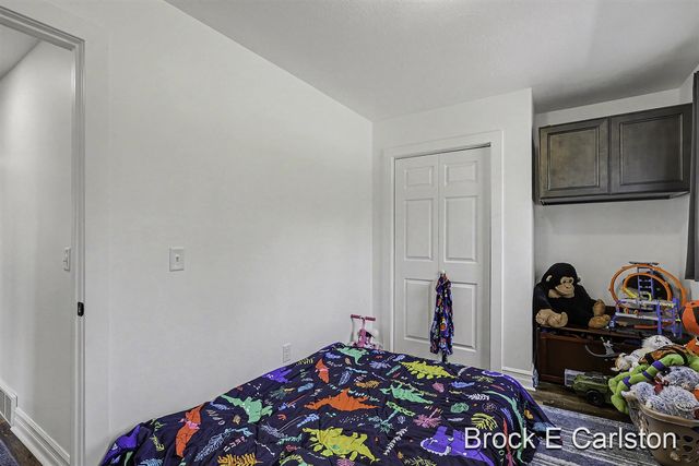 3233 Becker Road, Muskegon, MI 49445
