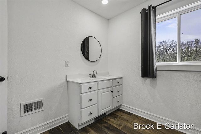 3233 Becker Road, Muskegon, MI 49445