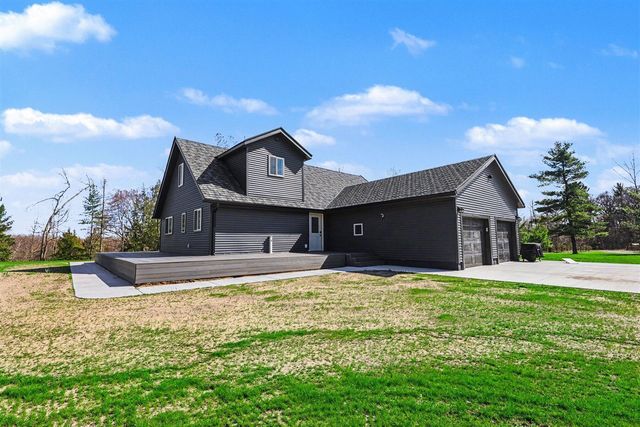 3233 Becker Road, Muskegon, MI 49445