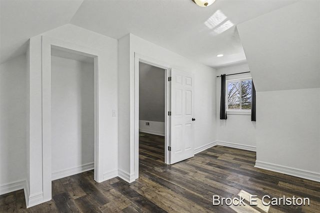 3233 Becker Road, Muskegon, MI 49445