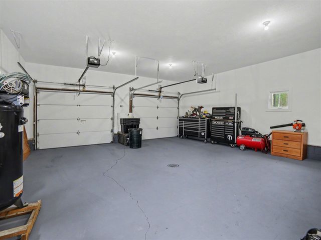 3233 Becker Road, Muskegon, MI 49445