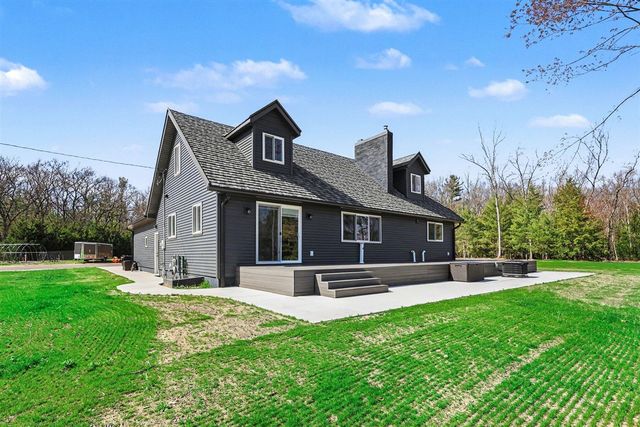 3233 Becker Road, Muskegon, MI 49445