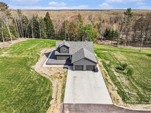 3233 Becker Road, Muskegon, MI 49445