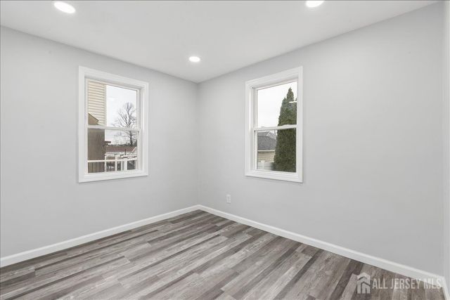 92 William Street, Carteret, NJ 07008