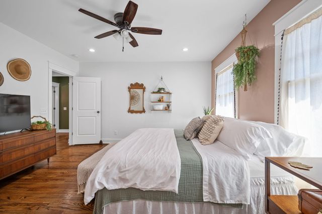 4620 Saint Elmo Avenue, Chattanooga, TN 37409