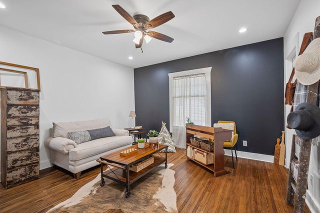 4620 Saint Elmo Avenue, Chattanooga, TN 37409