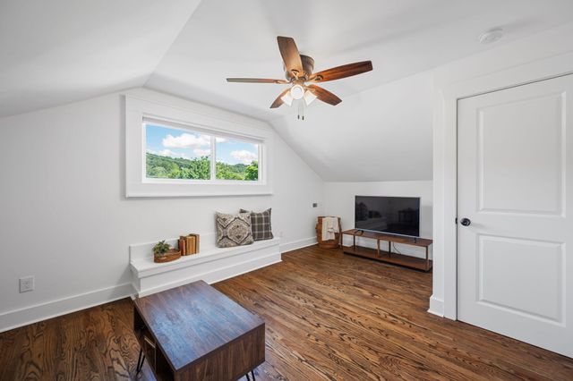 4620 Saint Elmo Avenue, Chattanooga, TN 37409