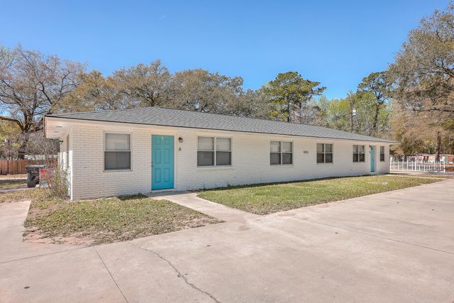 4345 Leslie Street, North Charleston, SC 29418