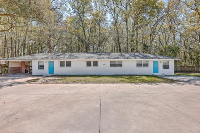 4345 Leslie Street, North Charleston, SC 29418